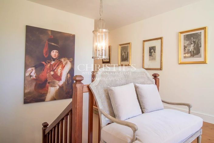 Image No.20-5 Bed House for sale