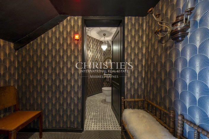 Image No.24-9 Bed House for sale