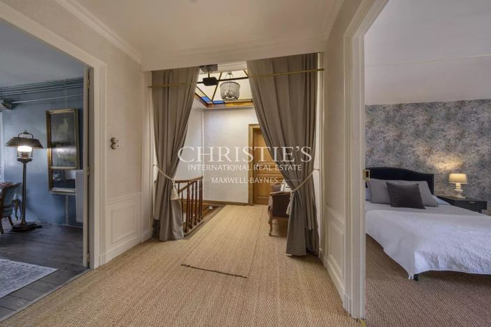 Image No.27-9 Bed House for sale