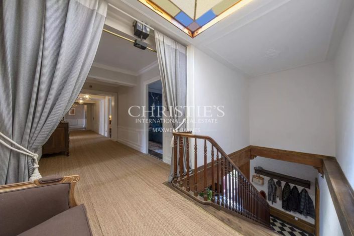 Image No.38-9 Bed House for sale