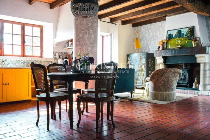 Image No.42-9 Bed House for sale