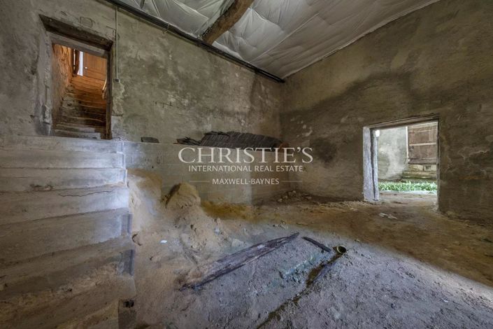 Image No.47-9 Bed House for sale