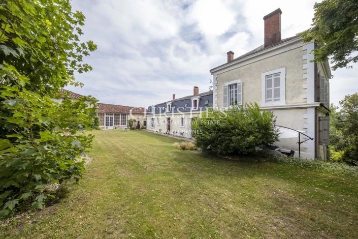 Image No.8-9 Bed House for sale