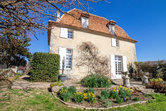 Image No.21-6 Bed House for sale