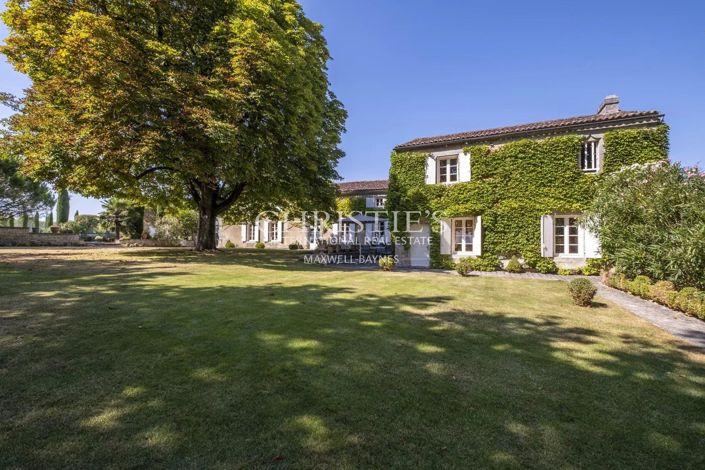 Image No.1-5 Bed House for sale