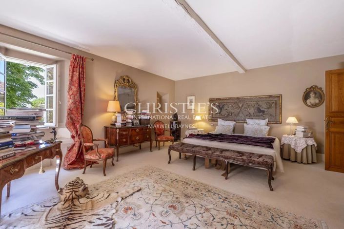 Image No.22-5 Bed House for sale