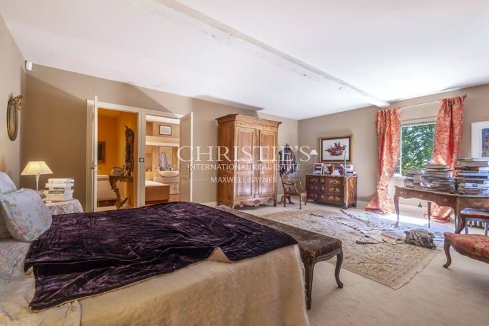 Image No.23-5 Bed House for sale