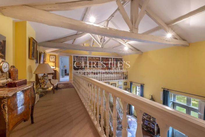 Image No.27-5 Bed House for sale