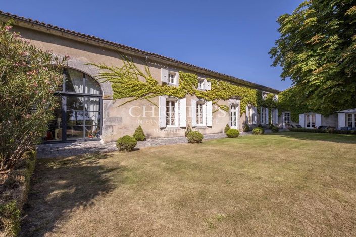 Image No.3-5 Bed House for sale