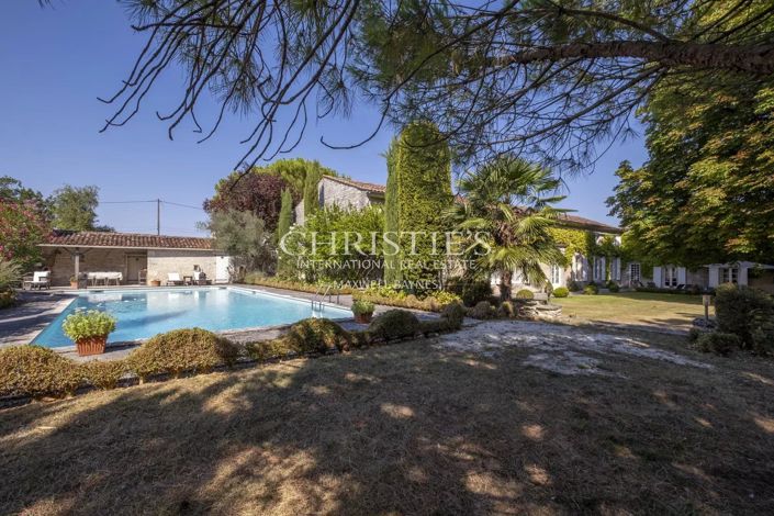 Image No.30-5 Bed House for sale