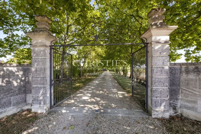 Image No.31-5 Bed House for sale