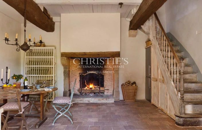 Image No.10-3 Bed House for sale