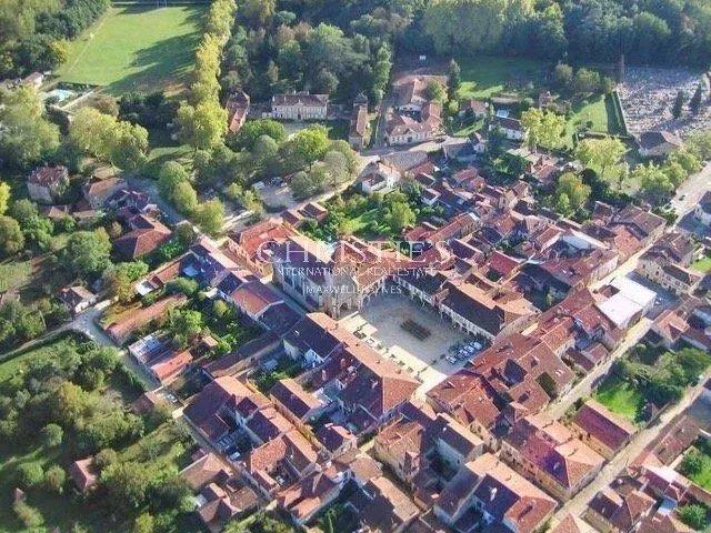 Image No.27-3 Bed House for sale