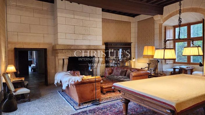 Image No.11-9 Bed House for sale