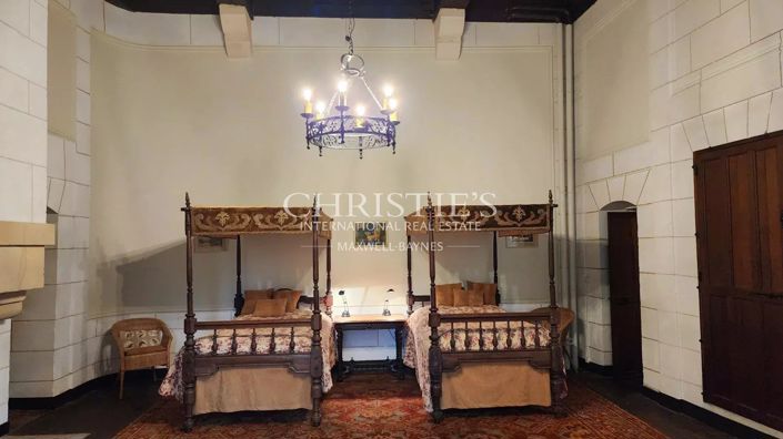 Image No.18-9 Bed House for sale