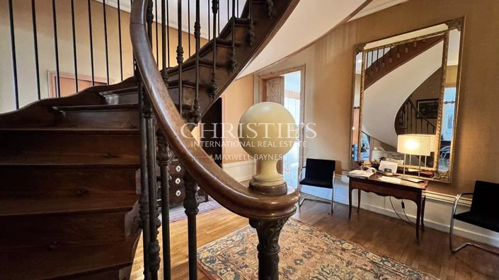 Image No.3-6 Bed House for sale