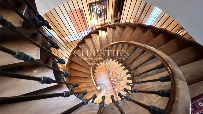 Image No.7-6 Bed House for sale