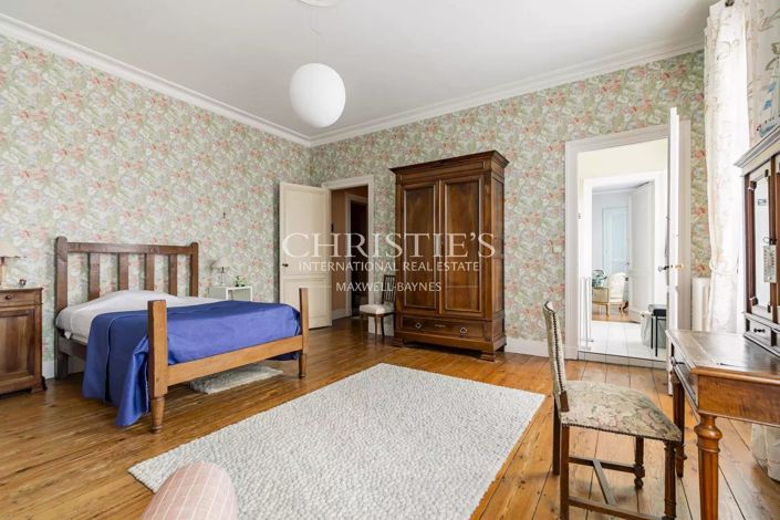 Image No.11-5 Bed House for sale