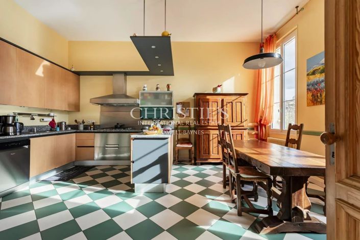 Image No.4-5 Bed House for sale