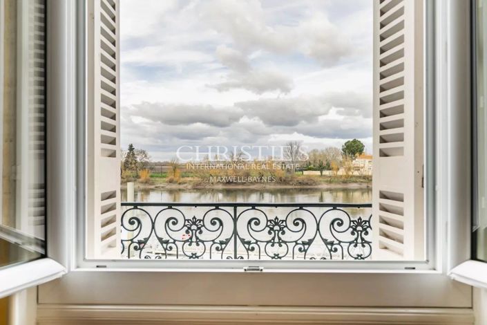 Image No.9-5 Bed House for sale