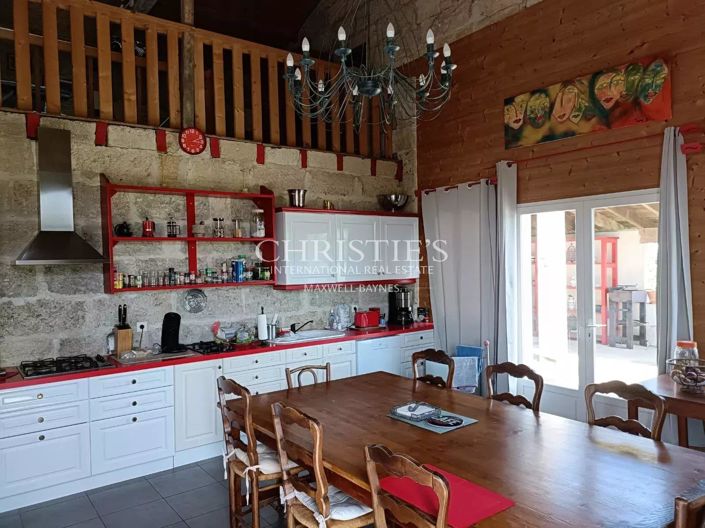 Image No.4-4 Bed House for sale