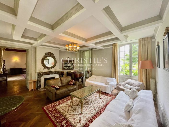 Image No.11-15 Bed House for sale