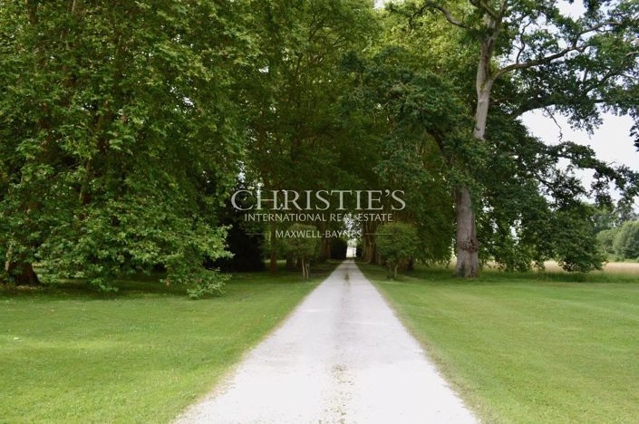 Image No.15-15 Bed House for sale