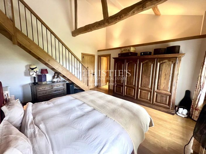 Image No.10-6 Bed House for sale