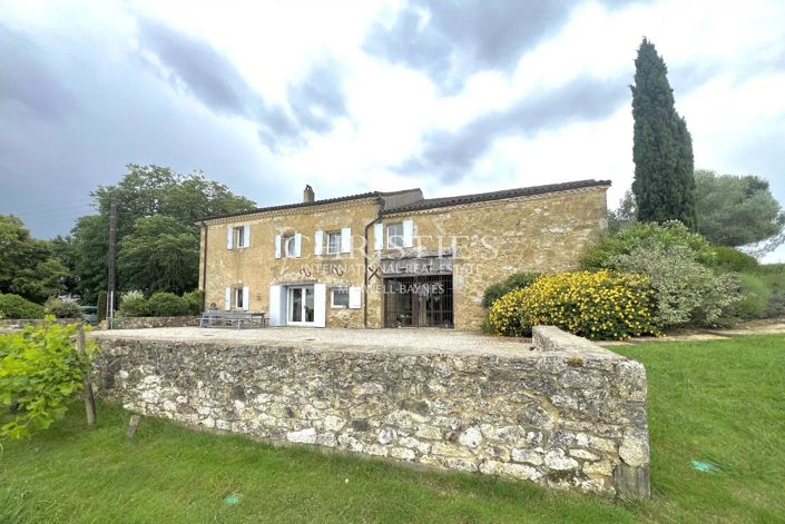 Image No.2-6 Bed House for sale