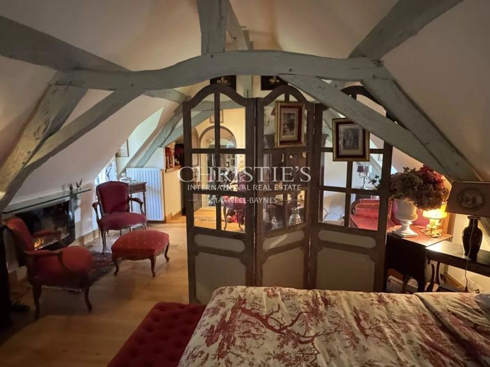 Image No.12-4 Bed House for sale