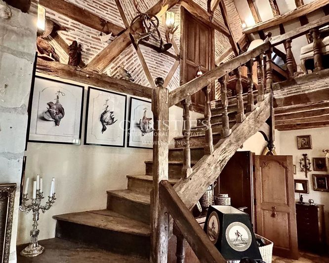 Image No.19-4 Bed House for sale