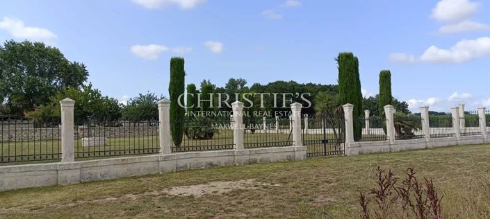 Image No.12-7 Bed House for sale