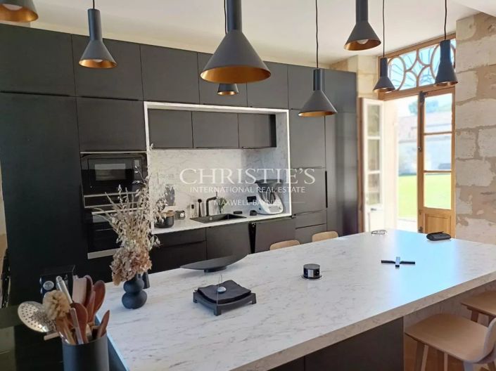 Image No.3-7 Bed House for sale