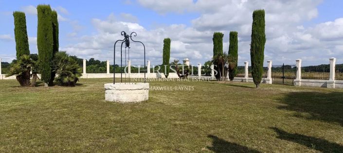 Image No.9-7 Bed House for sale