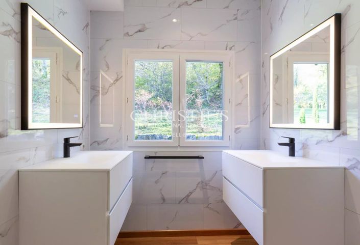 Image No.17-9 Bed House for sale