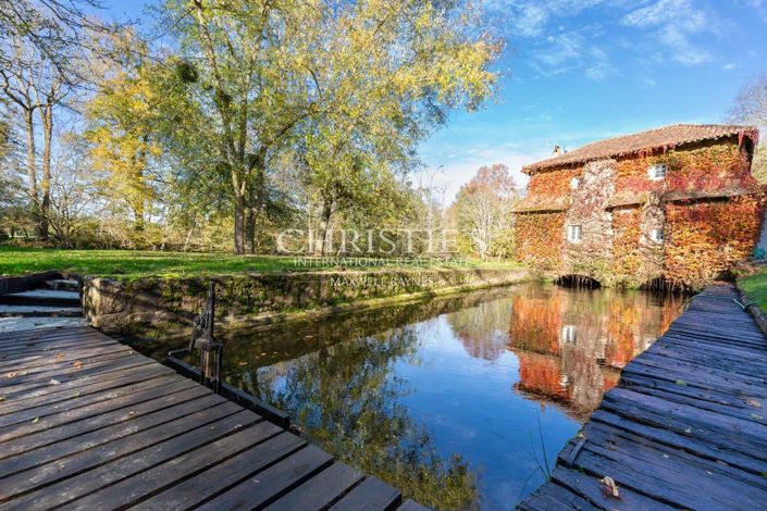 Image No.27-9 Bed House for sale