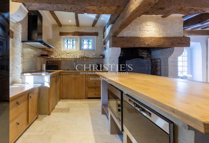 Image No.32-9 Bed House for sale