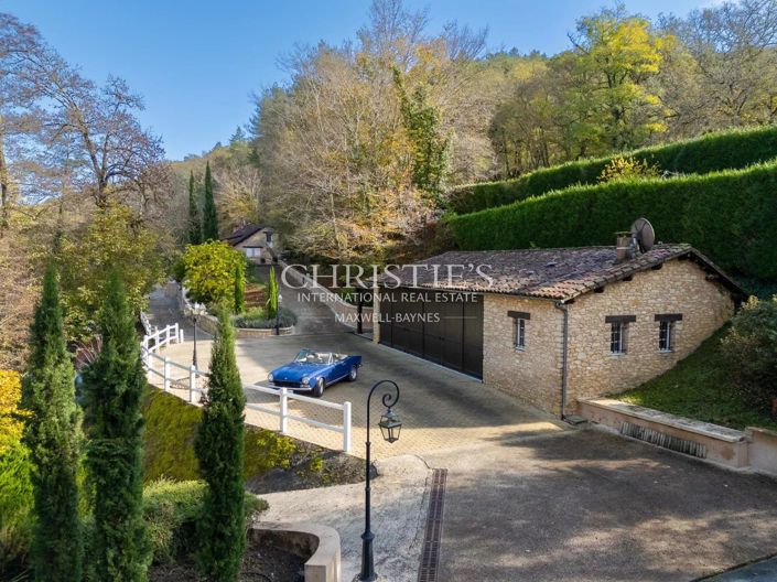 Image No.38-9 Bed House for sale