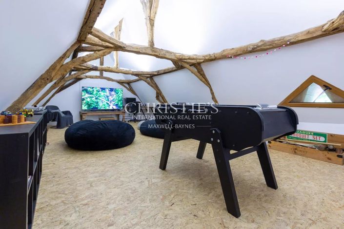 Image No.22-6 Bed House for sale