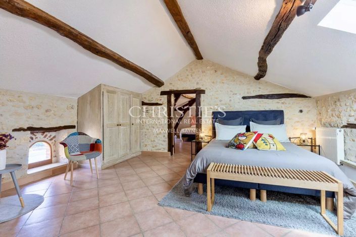 Image No.12-6 Bed House for sale