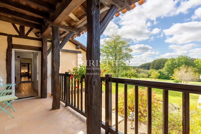 Image No.17-6 Bed House for sale