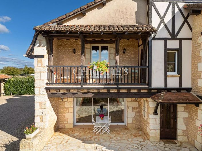 Image No.23-6 Bed House for sale