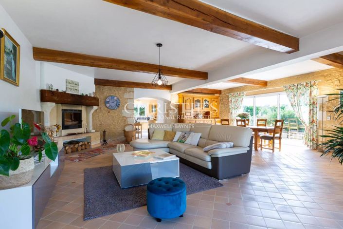 Image No.4-6 Bed House for sale