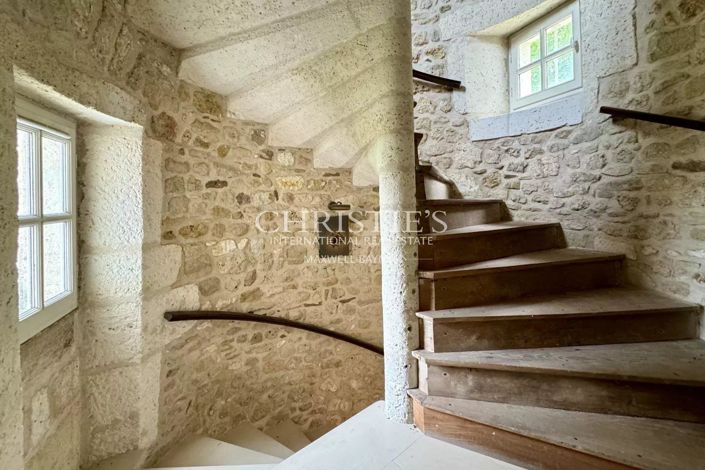 Image No.11-11 Bed House for sale