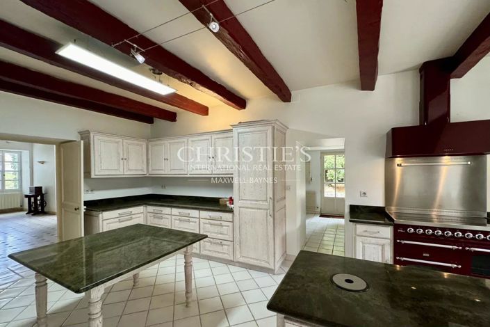 Image No.15-11 Bed House for sale