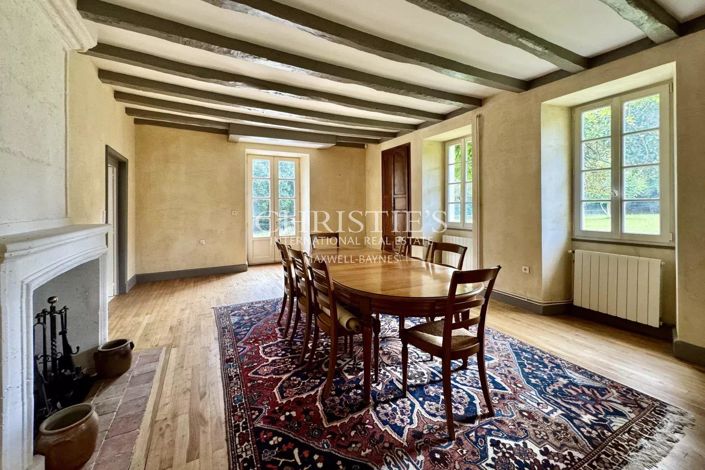 Image No.18-11 Bed House for sale