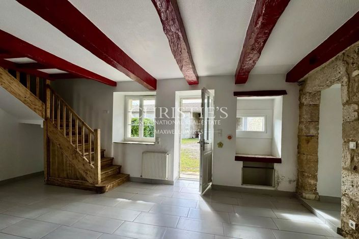 Image No.33-11 Bed House for sale