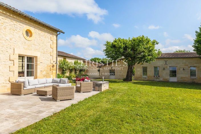 Image No.13-7 Bed House for sale