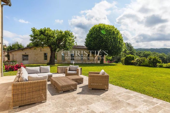 Image No.14-7 Bed House for sale