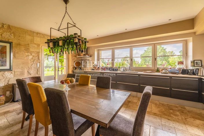 Image No.18-7 Bed House for sale